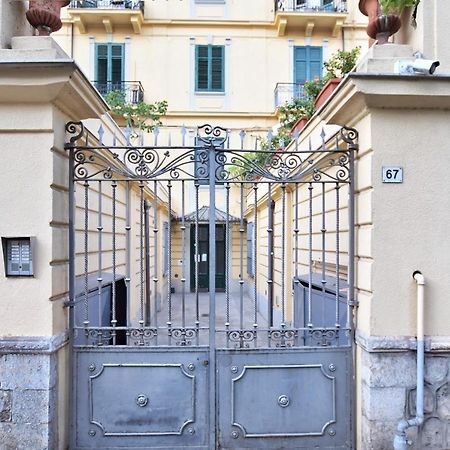 Ferienwohnung Iflat Dimora Giardino Inglese Palermo Exterior foto