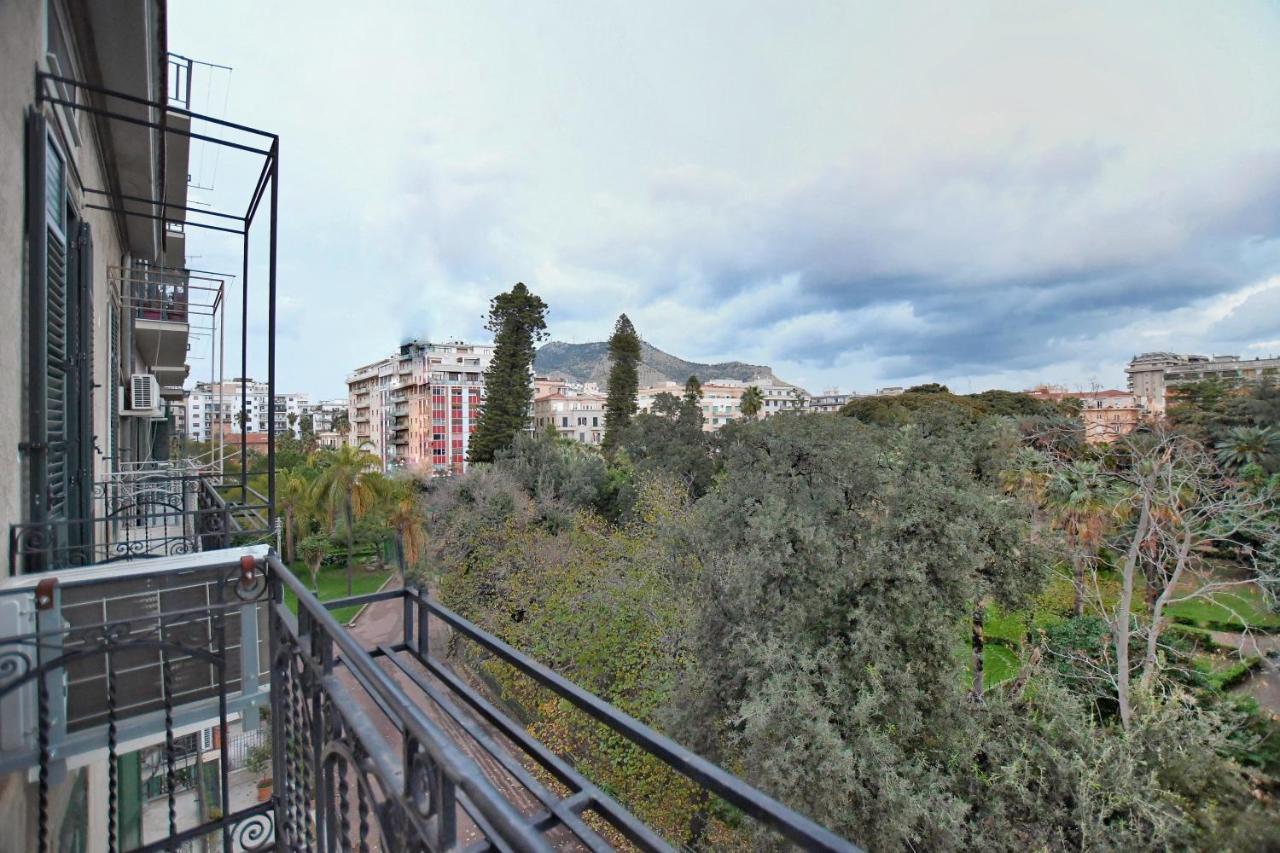 Ferienwohnung Iflat Dimora Giardino Inglese Palermo Exterior foto